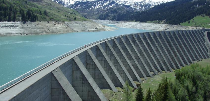 Les barrages font parties des infrastructures qui affectent particulièrement le cycle de l'eau. © Pexels