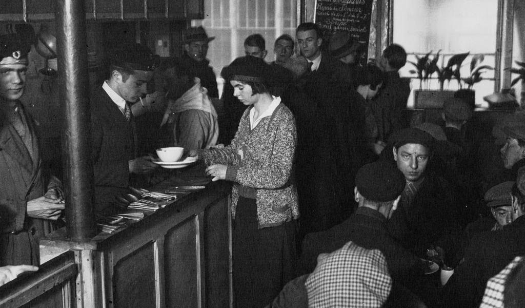 Soupe populaire offerte aux chômeurs en 1932. Crédit : Agence Mondiale / Creative Commons