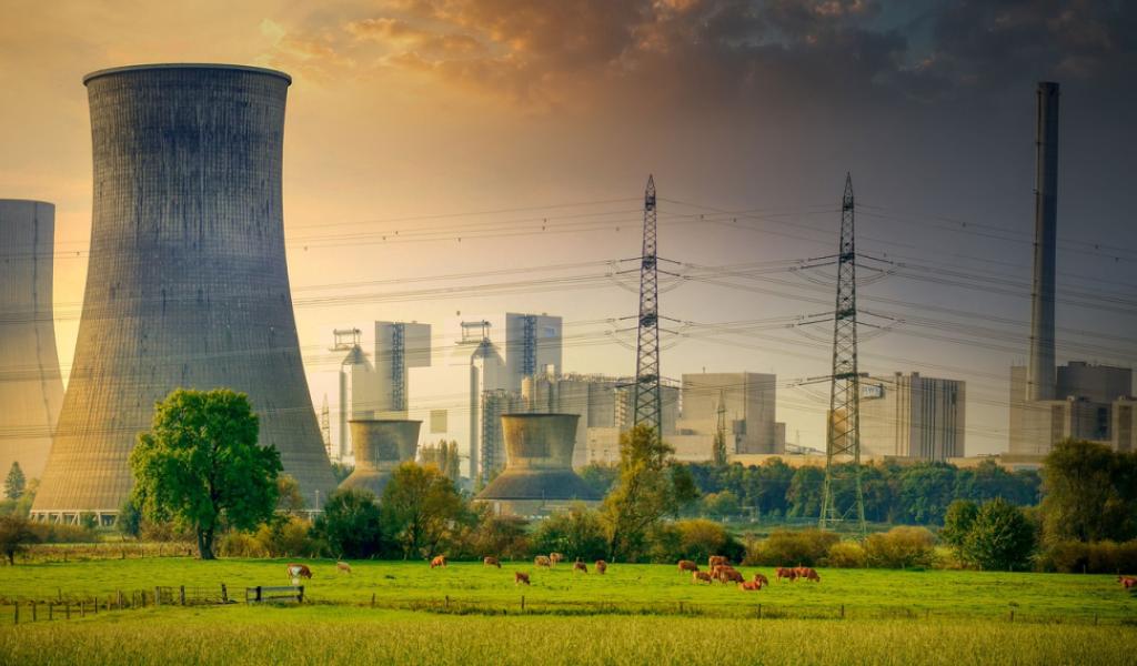 centrale nucléaire/ crédit pixabay