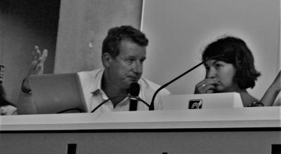 Aurélie Trouvé, porte-parole d'Attac, aux côtés de l'écologiste Yannick Jadot, le jeudi 24 août, à l'Université d'été européenne des mouvements sociaux- FD
