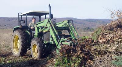 Photo :L.-N.S. Gérard Daumas, céréalier et maraîcher bio, est installé dans la plaine de Mane dans les Alpes-de-Haute-Provence.