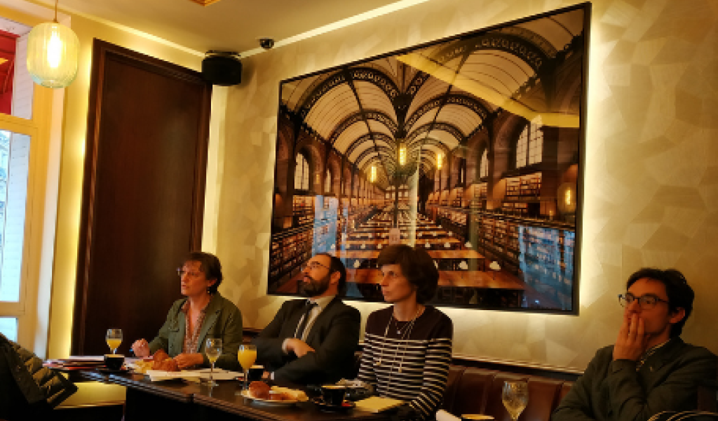 Isabelle Bouyer, Fabrice Lenglart, directeur de laDrees, Sophie Massieu, secrétaire générale de l’Ajis et Nicolas Duvoux, sociologue, à Paris, le 10 février 2022. © ATD Quart Monde