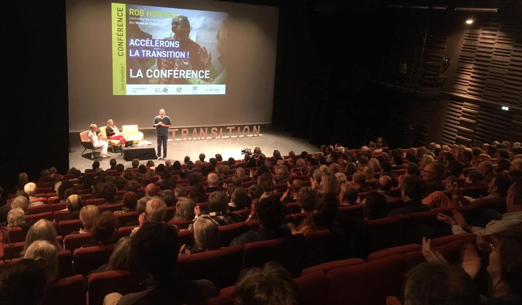 Rob Hopkins en conférence à Saint-Céré le 30 septembre 2022 ©DR