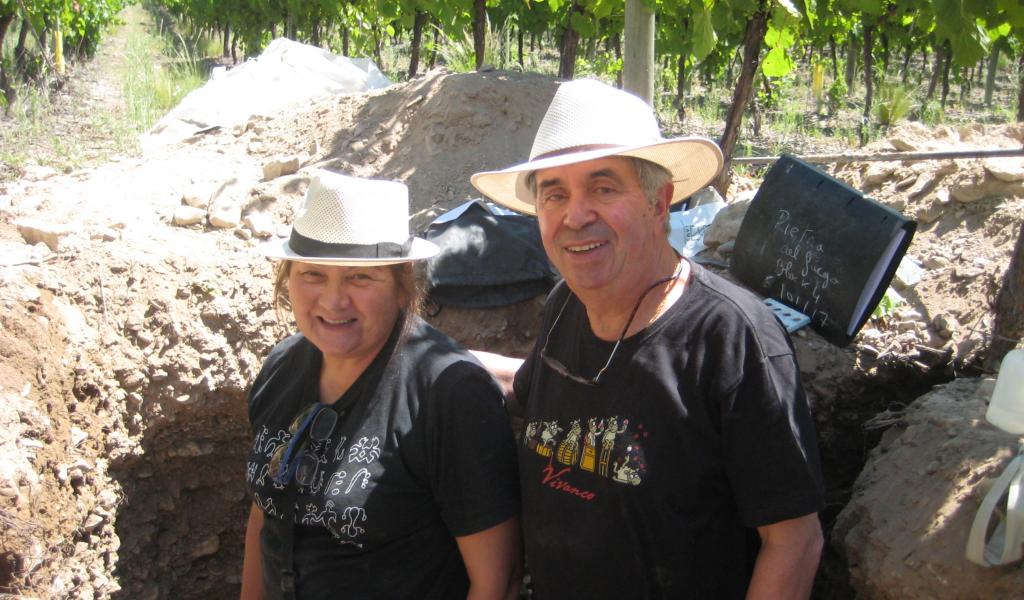 Claude et Lydia Bourguignon au Chili en 2017 - Crédit photo : LAMS