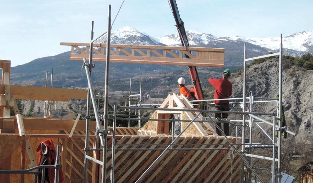 Chantier de la construction du plateau technique au centre de formation du Gabion, à Embrun. © Le Gabion