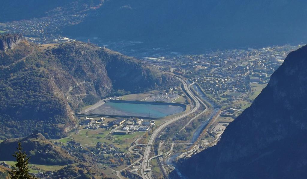 Saint-Jean-de-Maurienne en Savoie (73) : point de départ du tunnel de base franco-italien de 57 kilomètres