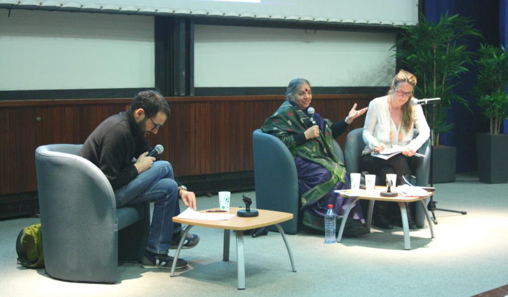 Vandana Shiva en conférence à la Faculté des Sciences de Montpellier. - Crédit : F. Delotte