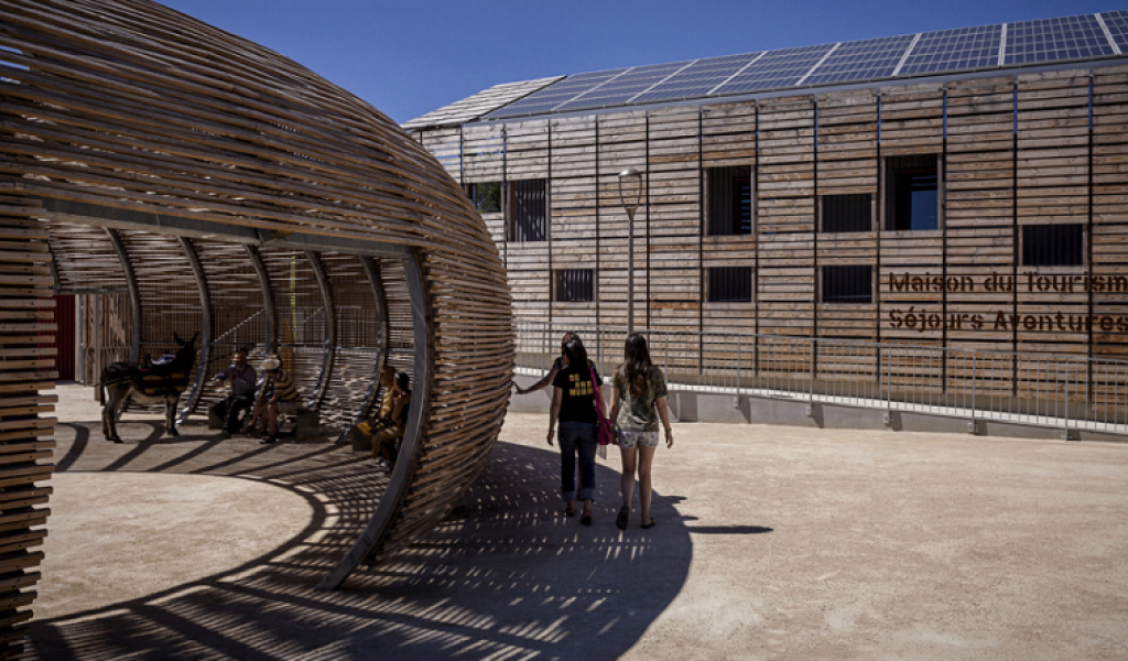 Centre œnotouristique Viavino de Saint-Chritol - Architecte Phillippe Madec - © Pierre-Yves Brunaud